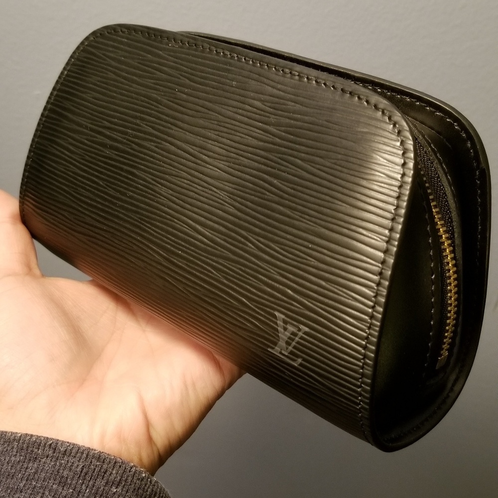 SOLD Louis Vuitton Blk Epi Leather Cosmetic Case